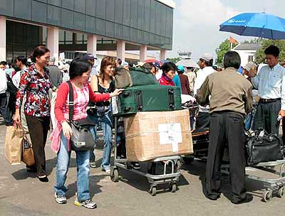 ລາຍການທ່ອງທ່ຽວຮັບໃຊ້ຊາວຫວຽດນາມອາໄສຢູ່ຕ່າງປະເທດ